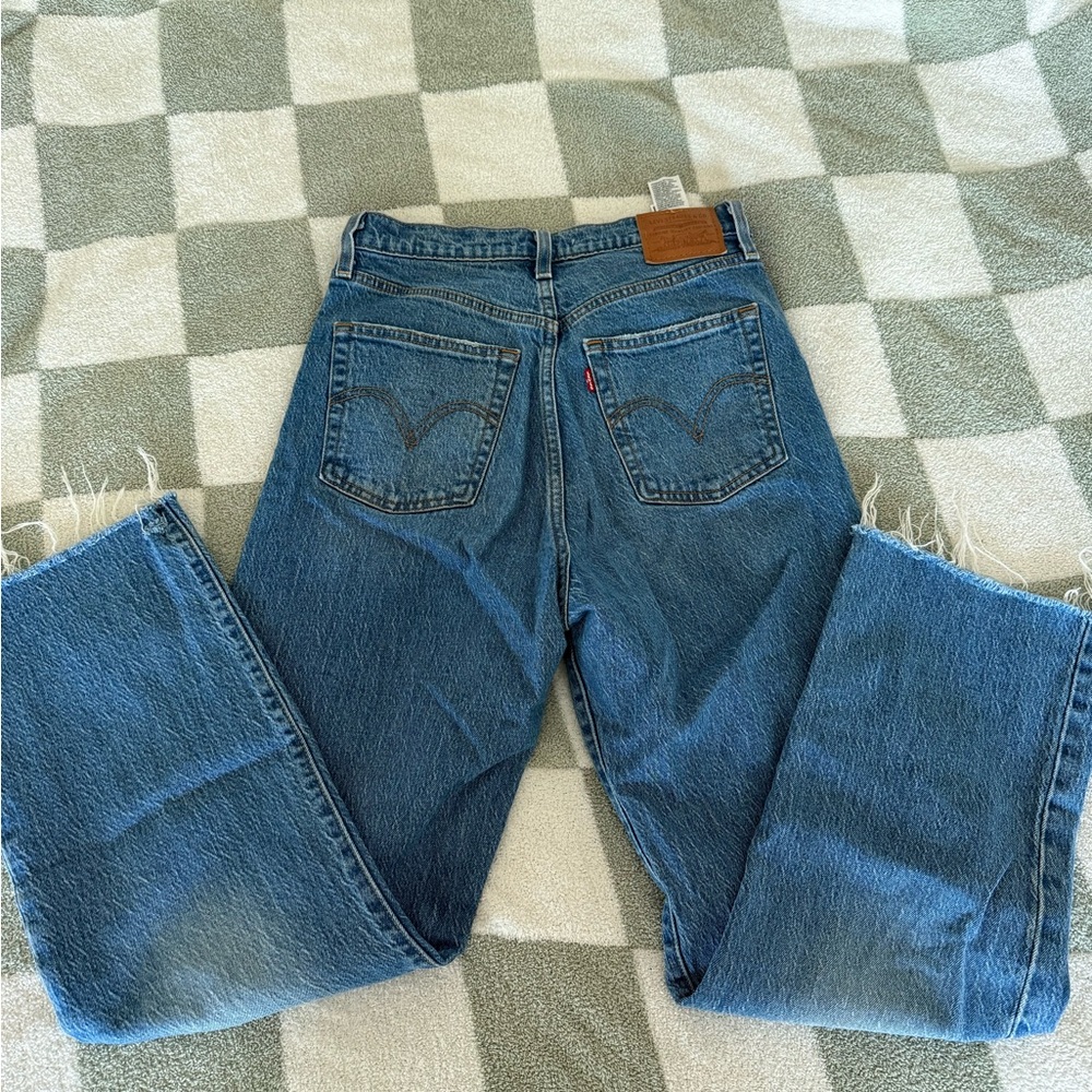 Levi Ribcage Jeans - Picture 3 of 4